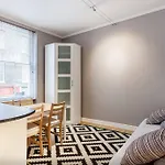 British Museum Apartment With Terrace